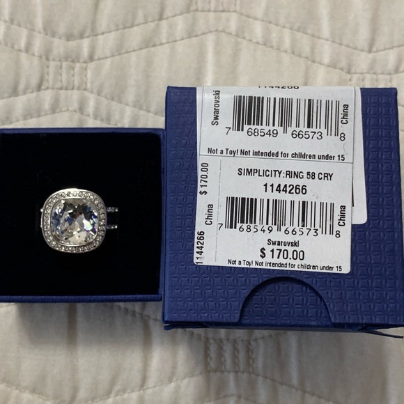 Authentic Swarovski Crystal Simplicity Cocktail/Engagement/Wedding Ring Size 58 - Picture 9 of 14